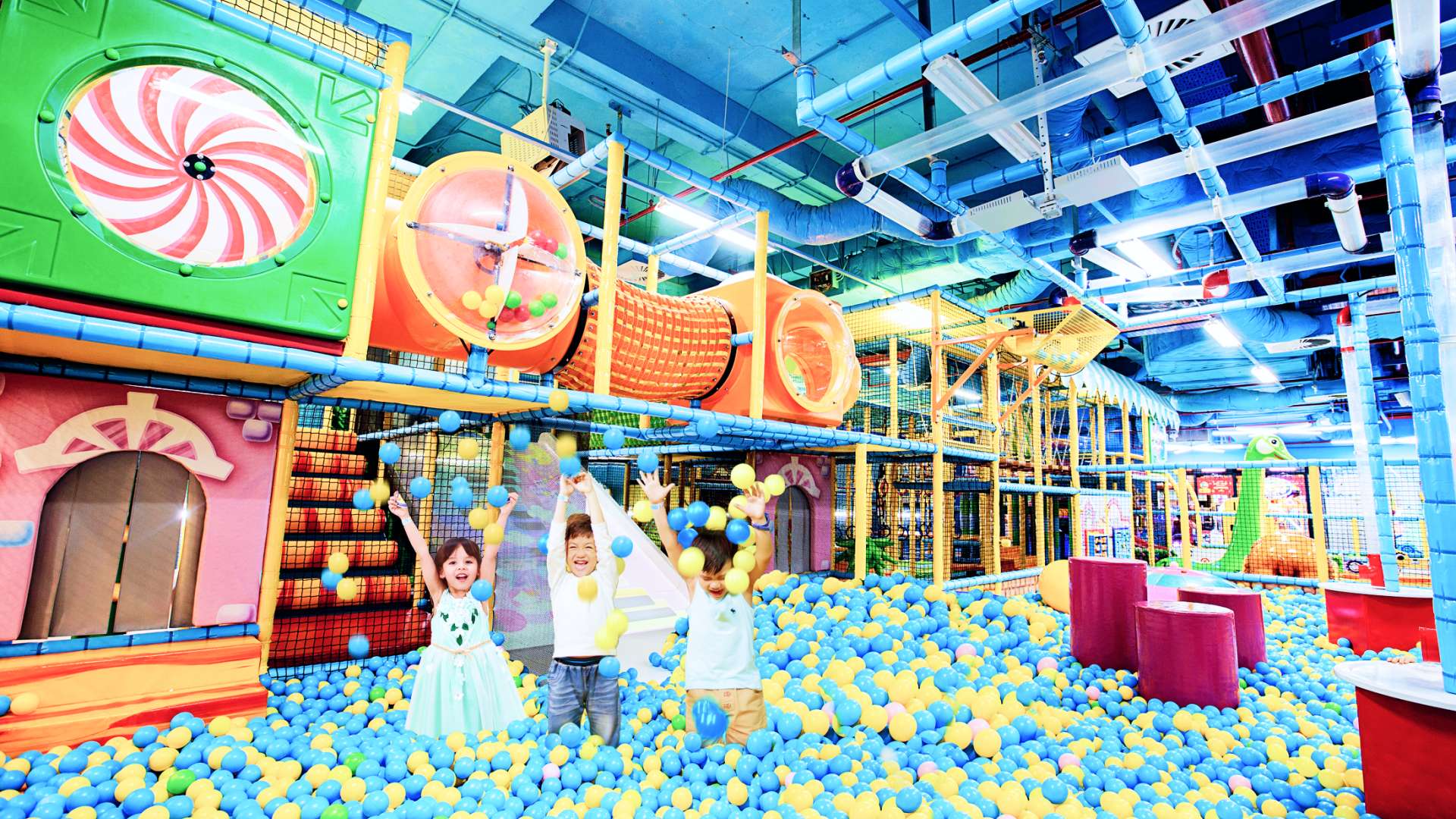 Vé Vào Cửa Khu Vui Chơi Game Indoor